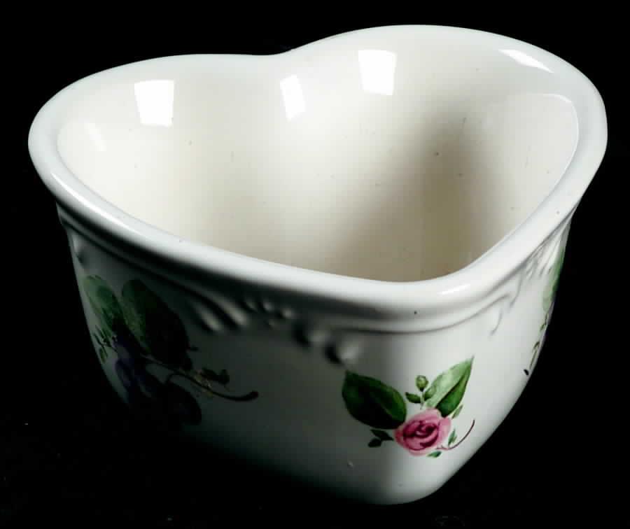Grapevine Heart Shaped Custard Cup by Pfaltzgraff-1
