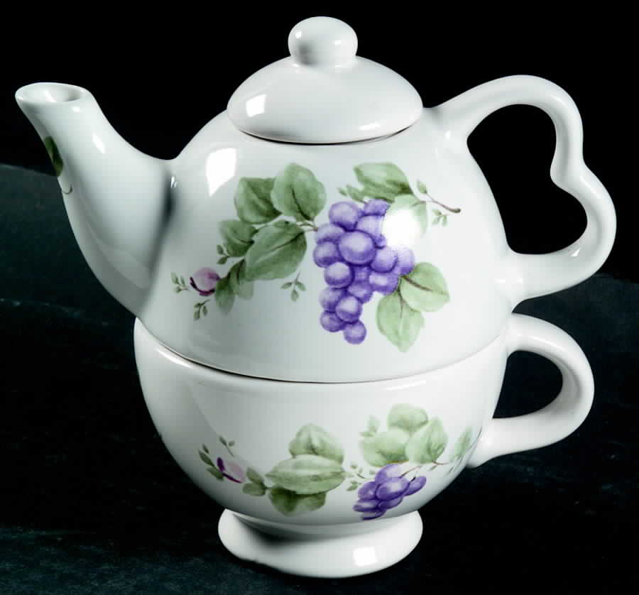 Grapevine Individual Teapot & Lid with Cup by Pfaltzgraff-1