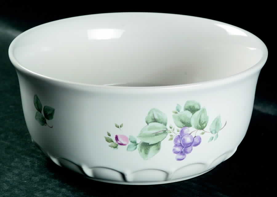 Grapevine 7" Round Baker by Pfaltzgraff-1