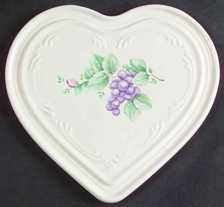 Grapevine Trivet by Pfaltzgraff-1