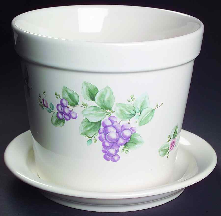 Grapevine 6" Flower Pot & Underplate by Pfaltzgraff-1