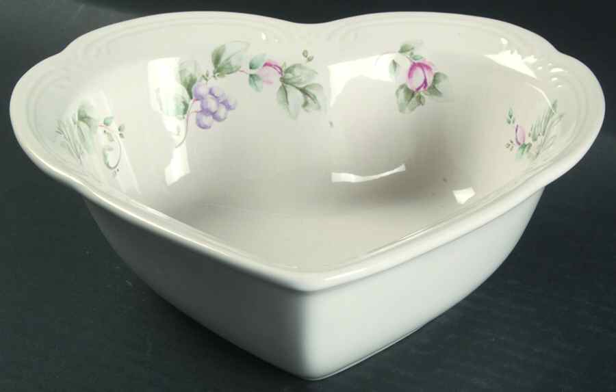 Grapevine 8" Heart Shaped Bowl by Pfaltzgraff-1