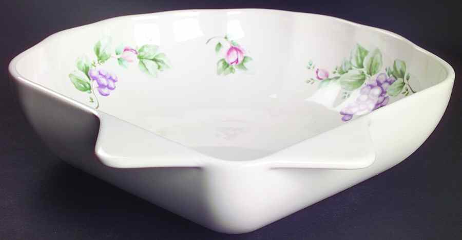 Grapevine Large Shell Shaped Dish by Pfaltzgraff-1