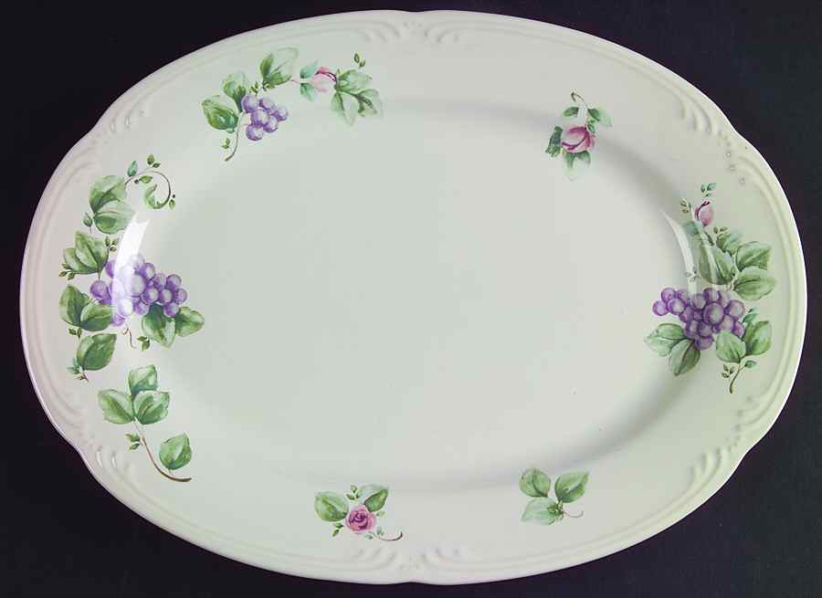 Grapevine 12" Oval Serving Platter by Pfaltzgraff-1