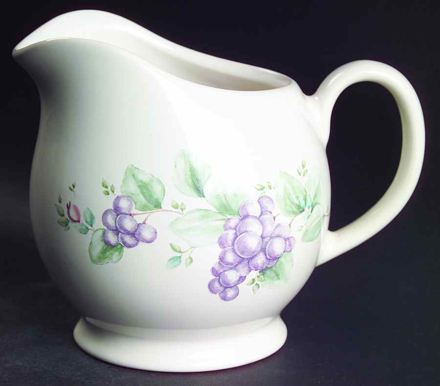 Grapevine Large Gravy Boat/Pitcher by Pfaltzgraff-1