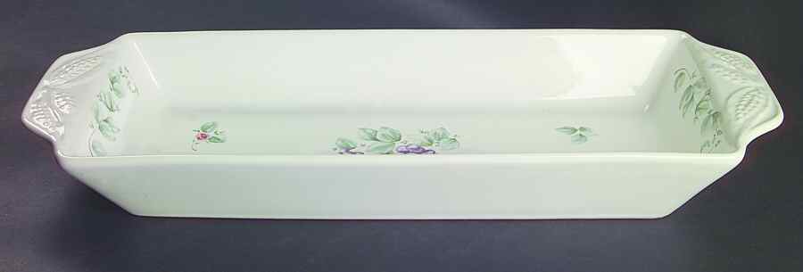 Grapevine Bread Basket Tray by Pfaltzgraff-1