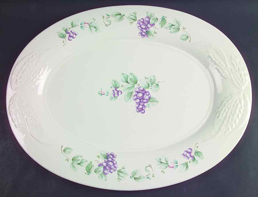 Grapevine 18" Oval Serving Platter by Pfaltzgraff-1