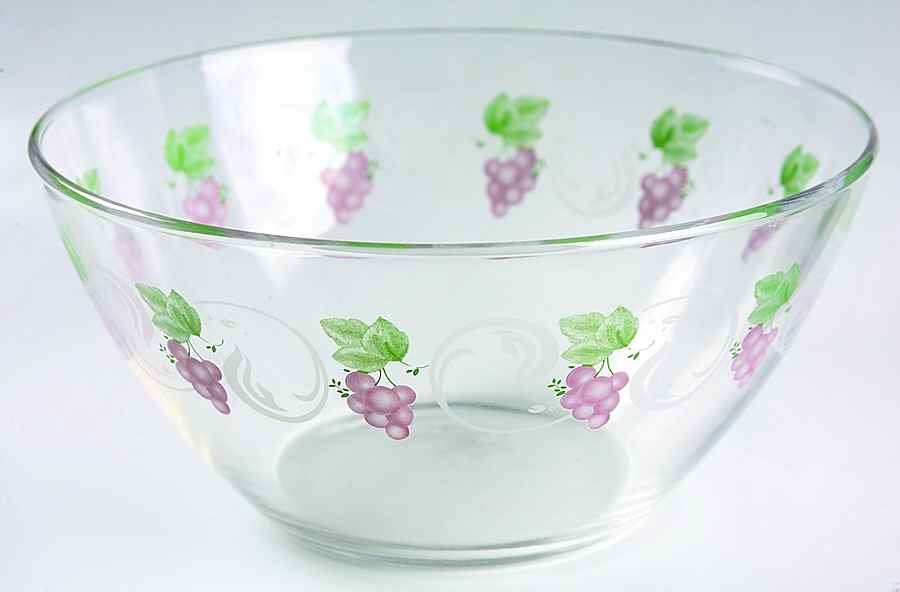 Grapevine 9" Glassware Salad Bowl by Pfaltzgraff-1