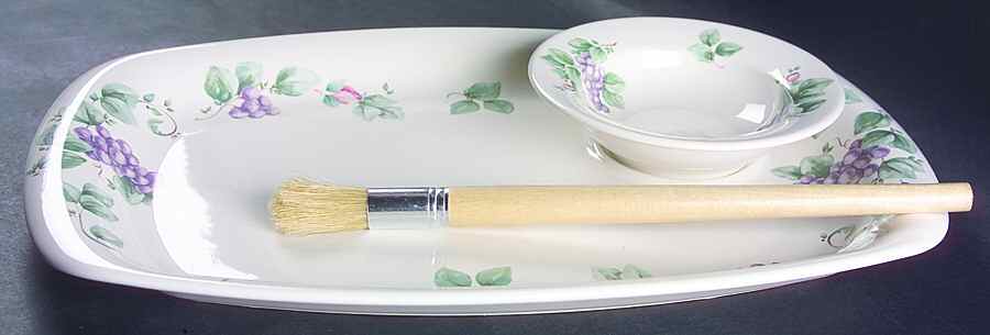 Grapevine 3-Piece Barbeque (Plate, Bowl and Brush) by Pfaltzgraff-1