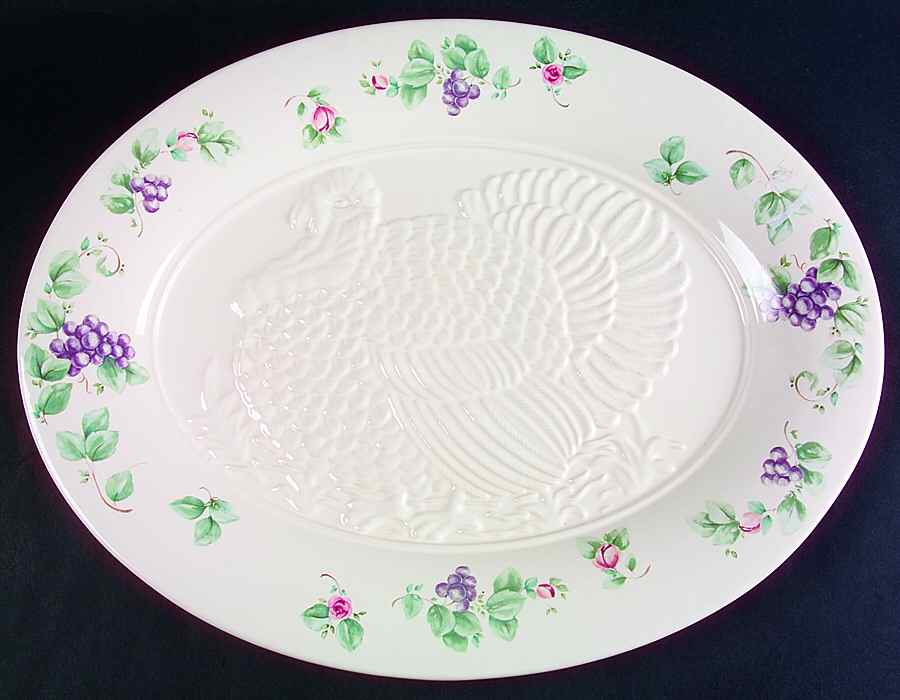 Grapevine 18" Oval Turkey Serving Platter by Pfaltzgraff-1