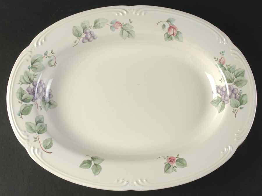 Grapevine 15" Oval Serving Platter by Pfaltzgraff-1