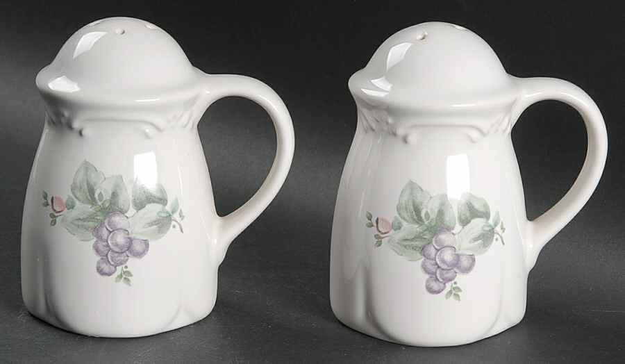 Grapevine Stove Top Salt & Pepper Set by Pfaltzgraff-1