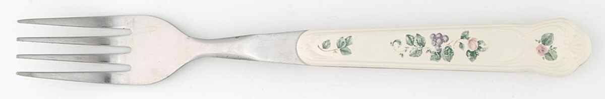 Grapevine Dinner Fork (7 1/2" or Larger) by Pfaltzgraff-1