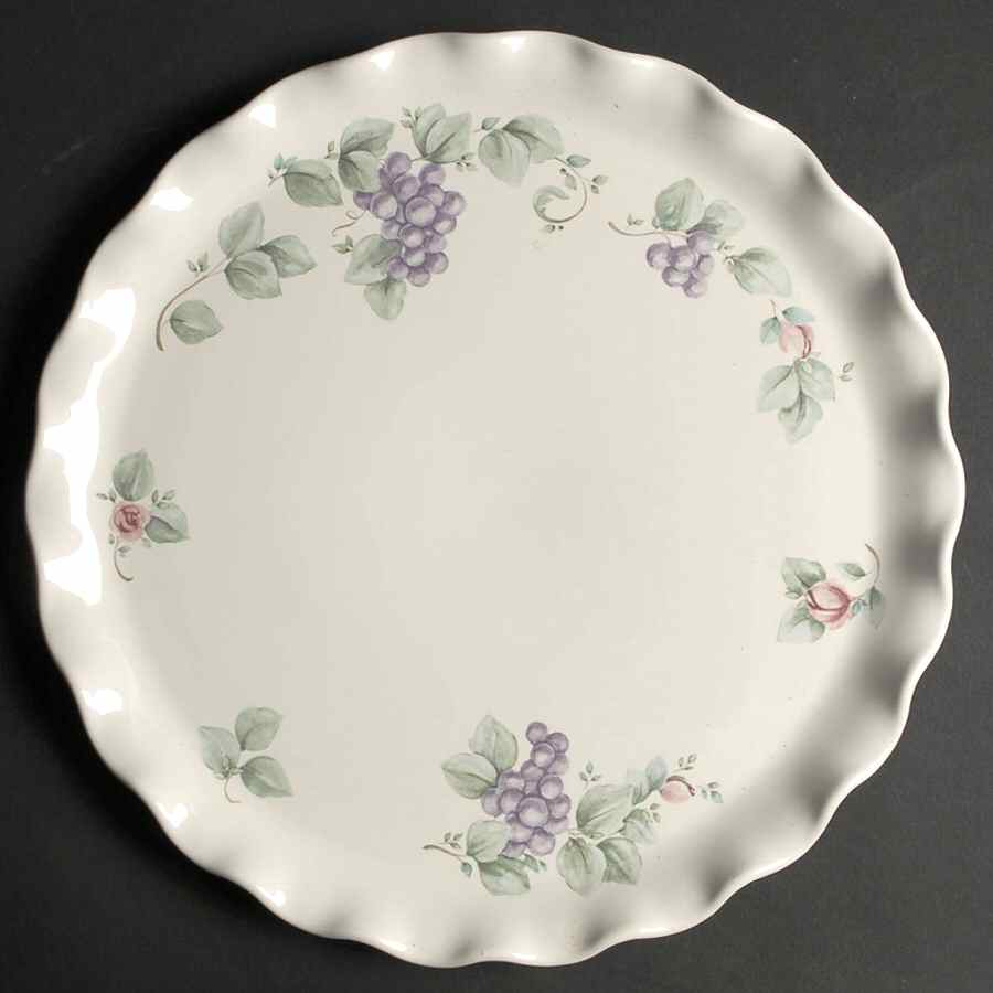 Grapevine Fluted Cake Plate by Pfaltzgraff-1