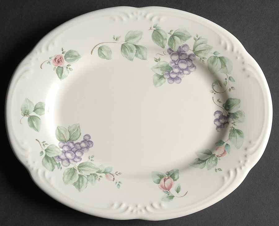 Grapevine Oval Dessert Plate by Pfaltzgraff-1
