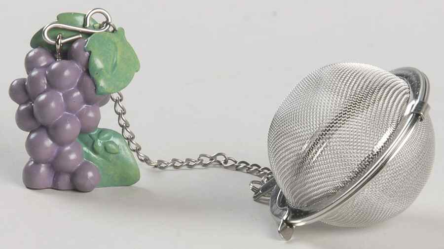 Grapevine Tea Strainer No Bowl by Pfaltzgraff-1