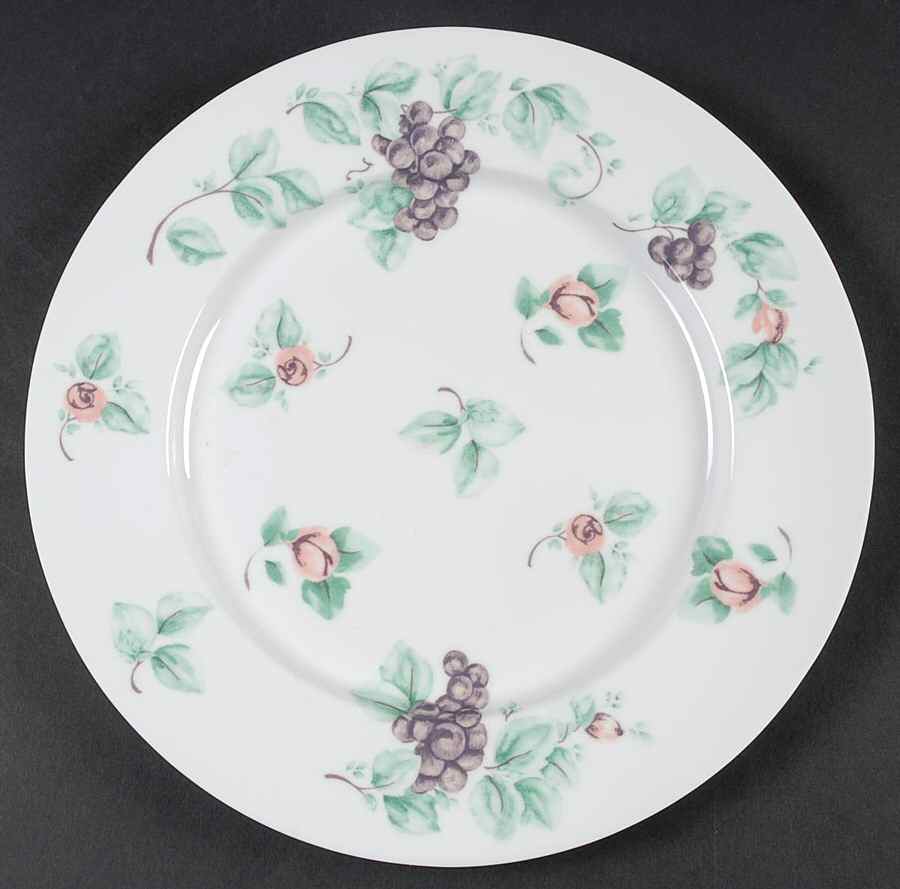 Grapevine Melamine Dinner Plate by Pfaltzgraff-1