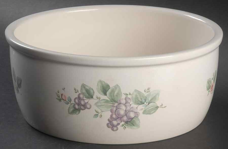 Grapevine Grande Open Baking Crock by Pfaltzgraff-1