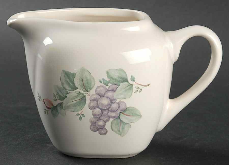 Grapevine Creamer by Pfaltzgraff-1