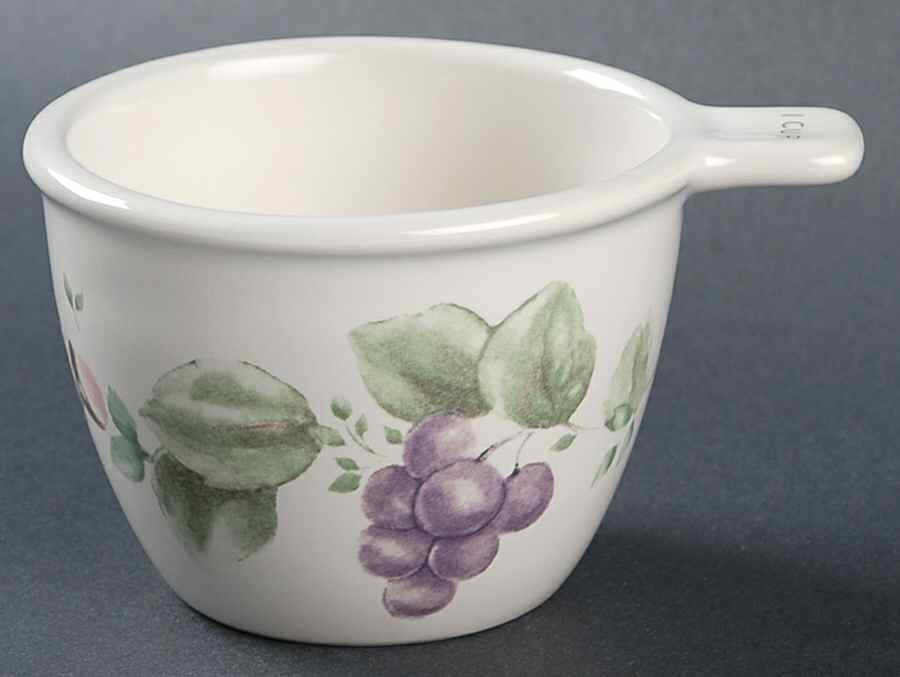 Grapevine 1 Cup Measuring Cup by Pfaltzgraff-1