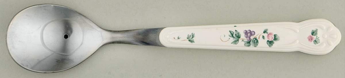 Grapevine Sugar Spoon by Pfaltzgraff-1