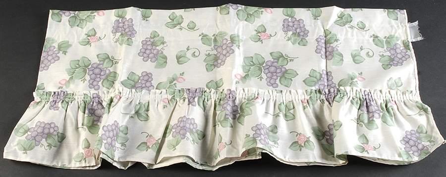 Grapevine Curtain Valance 52"X13" by Pfaltzgraff-1