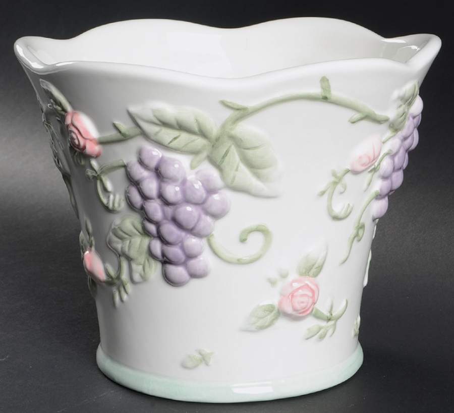 Grapevine 6" Flower Pot by Pfaltzgraff-1