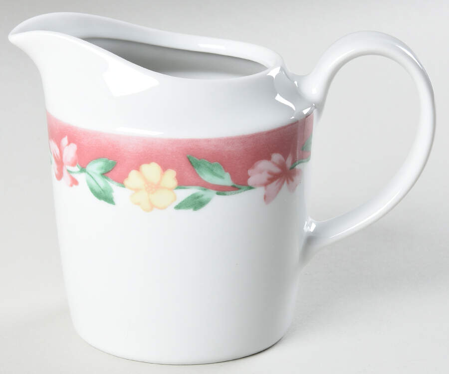 Grandma's Kitchen Creamer by Pfaltzgraff-1