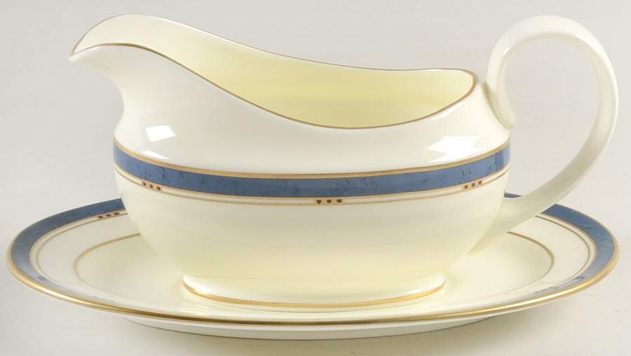 Hampton Gravy Boat & Underplate by Pfaltzgraff-1