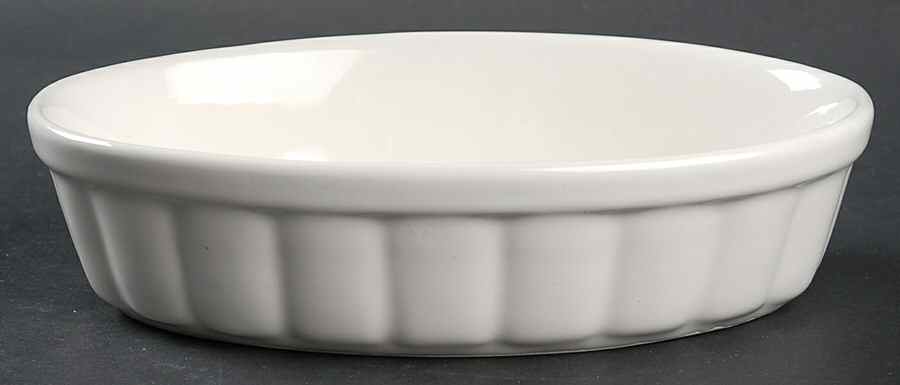 Hearth 8" Oval Baker by Pfaltzgraff-1