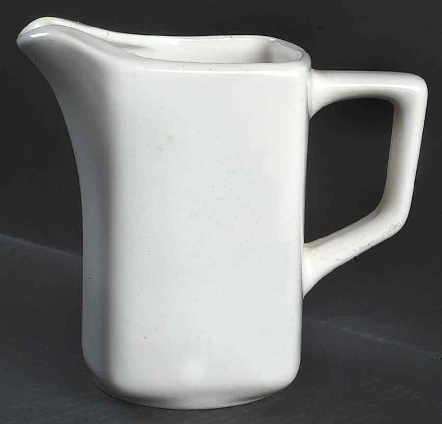 Hearth 24 Oz Pitcher by Pfaltzgraff-1