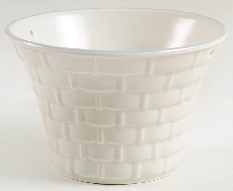 Heirloom Small Basket, No Handle by Pfaltzgraff-1