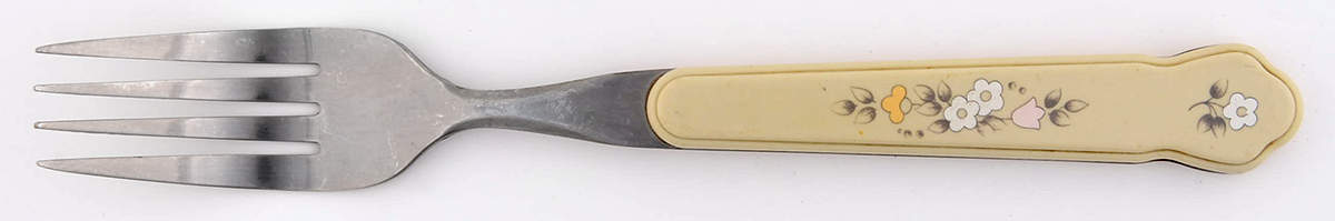 Heirloom Dinner Fork (7 1/2" or Larger) by Pfaltzgraff-1