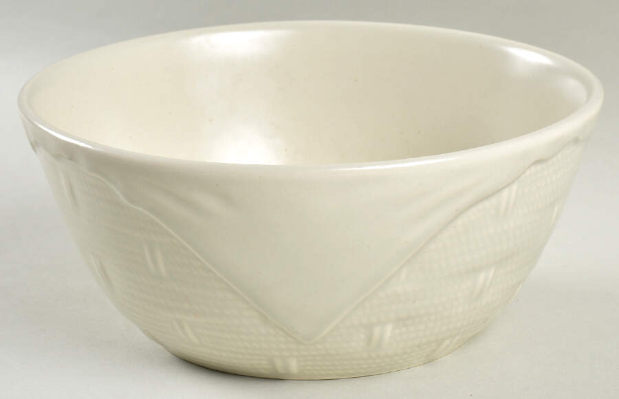 Heirloom 7" Basket Bowl by Pfaltzgraff-1