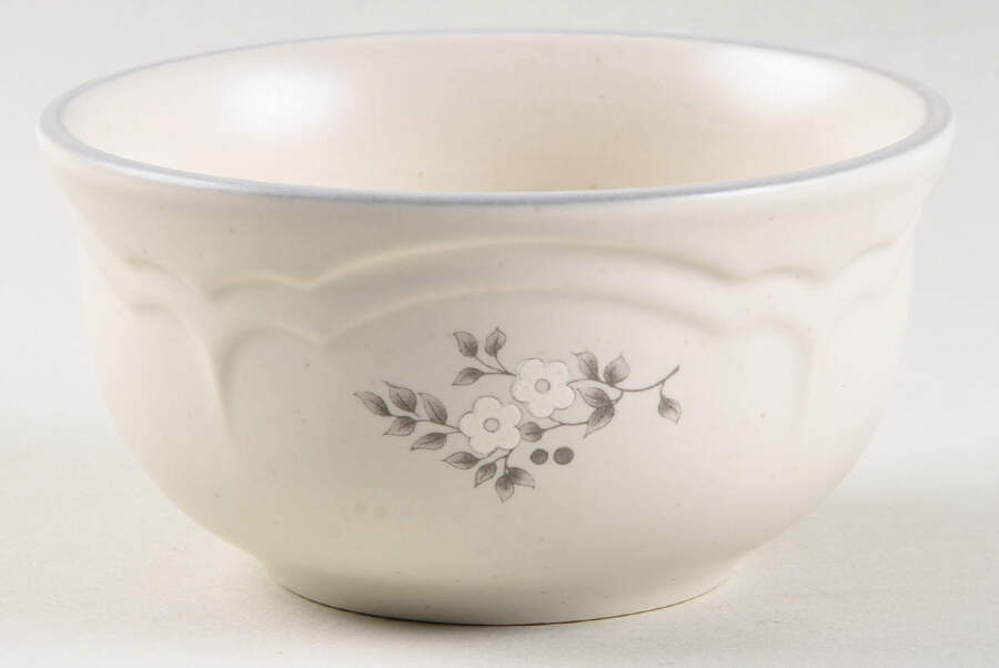 Heirloom Dessert Bowl by Pfaltzgraff-1