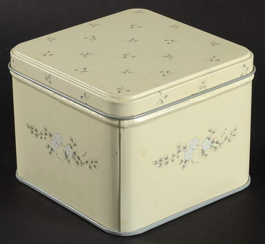 Heirloom Metal Coaster Box, Box Only by Pfaltzgraff-1