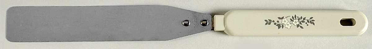 Heirloom Pastry Server with Stainless Blade by Pfaltzgraff-1