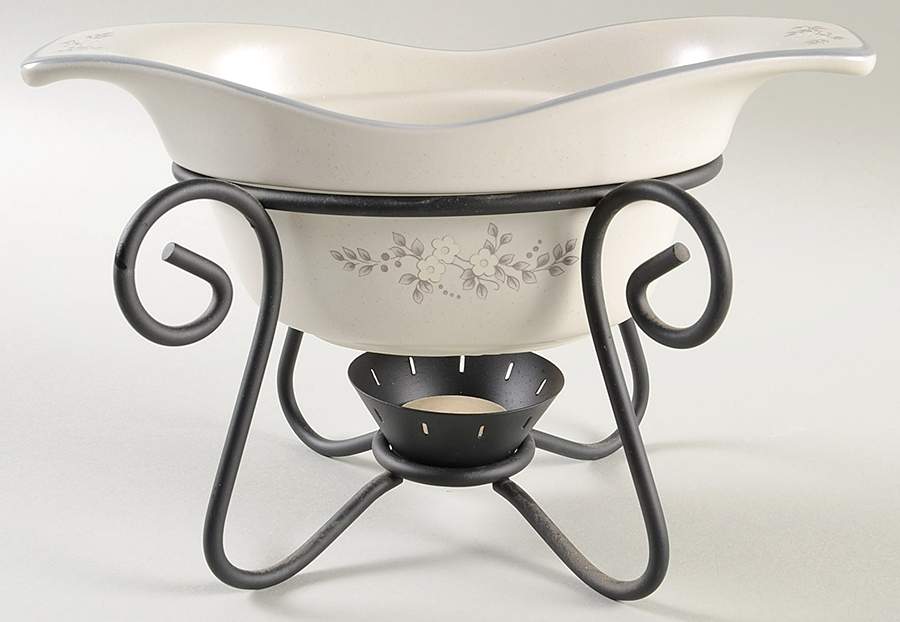 Heirloom Gravy Server W/Metal Stand by Pfaltzgraff-1