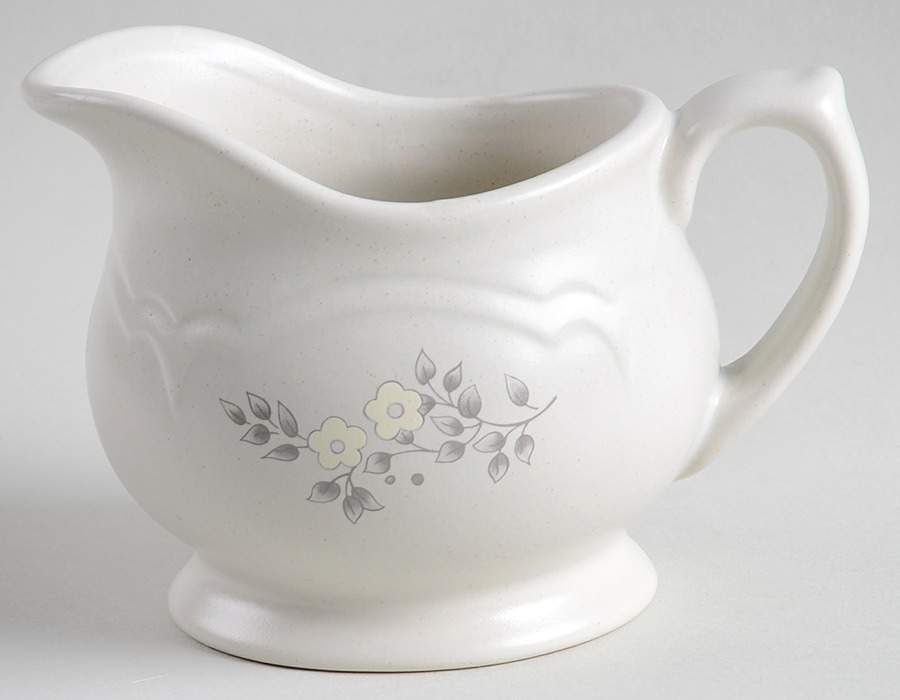 Heirloom Creamer by Pfaltzgraff-1