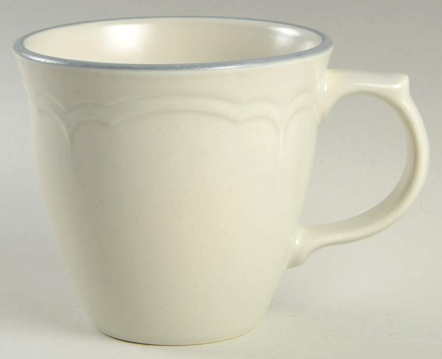Heirloom Cafe Mug by Pfaltzgraff-1