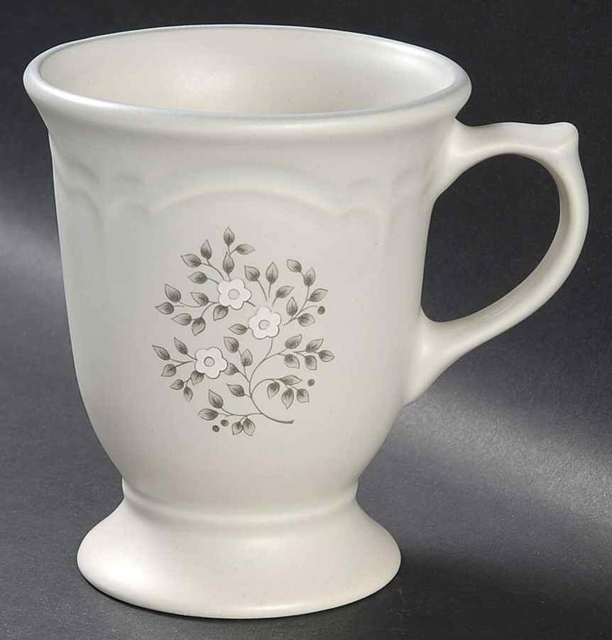 Heirloom Extra Large 16 Oz Pedestal Mug by Pfaltzgraff-1