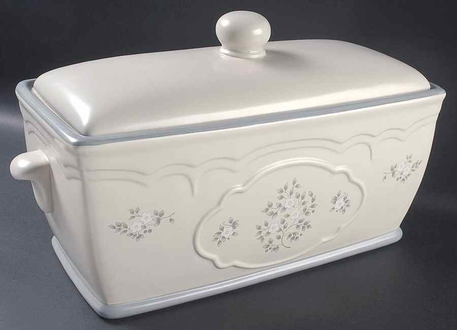 Heirloom Bread Box & Lid by Pfaltzgraff-1