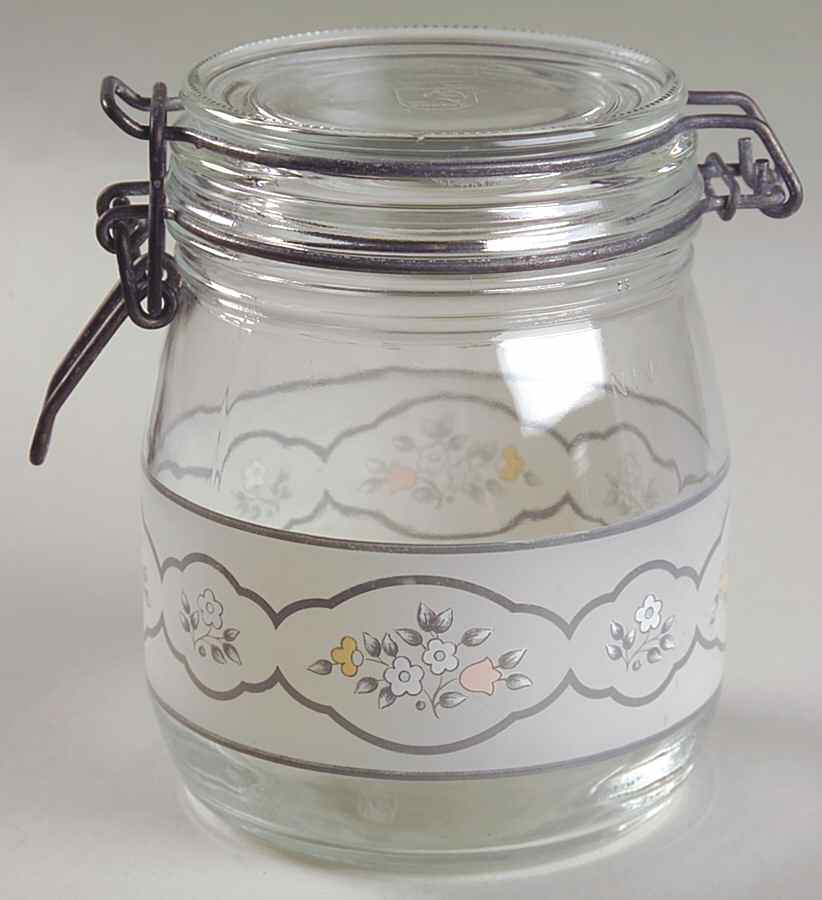 Heirloom Glassware Tea Canister by Pfaltzgraff-1