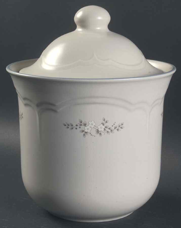 Heirloom Large Canister & Lid by Pfaltzgraff-1
