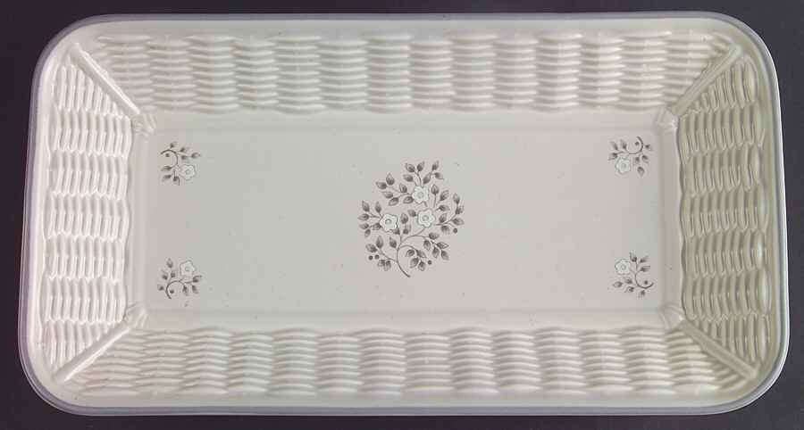 Heirloom Bread Basket Tray by Pfaltzgraff-1