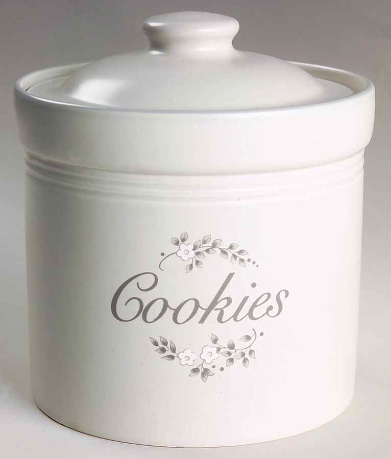 Heirloom Cookie Jar & Lid by Pfaltzgraff-1