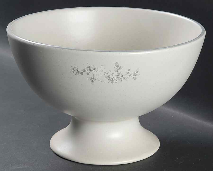 Heirloom Party Bowl by Pfaltzgraff-1