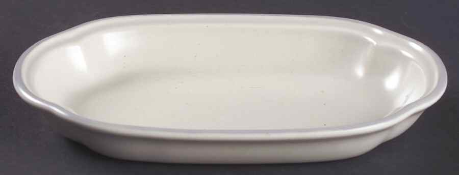 Heirloom Entree Dish by Pfaltzgraff-1