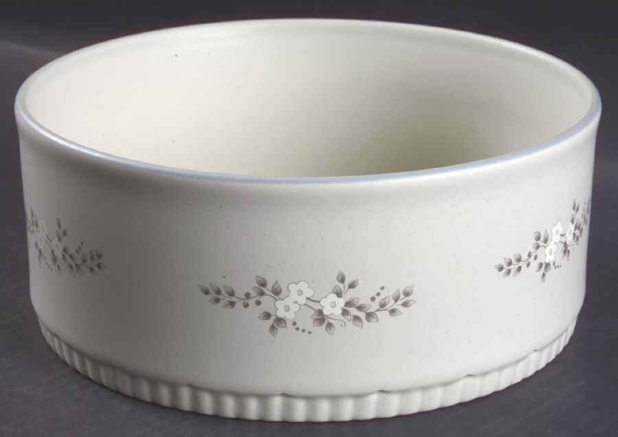 Heirloom 2.5 Quart Round Baker No Lid by Pfaltzgraff-1
