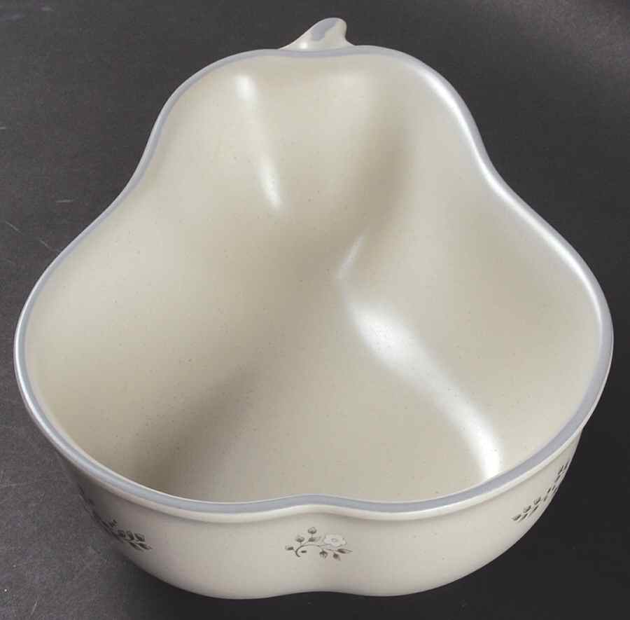 Heirloom Pear Shaped Bowl by Pfaltzgraff-1